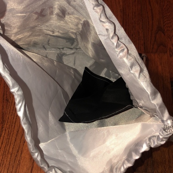 Netflix String Backpack - Exclusive Item!!! - Picture 6 of 6